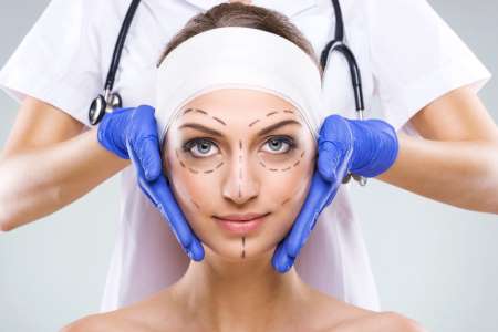 women prepped for face lift surgery